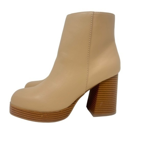 True Craft Boots - Picture 3 of 10